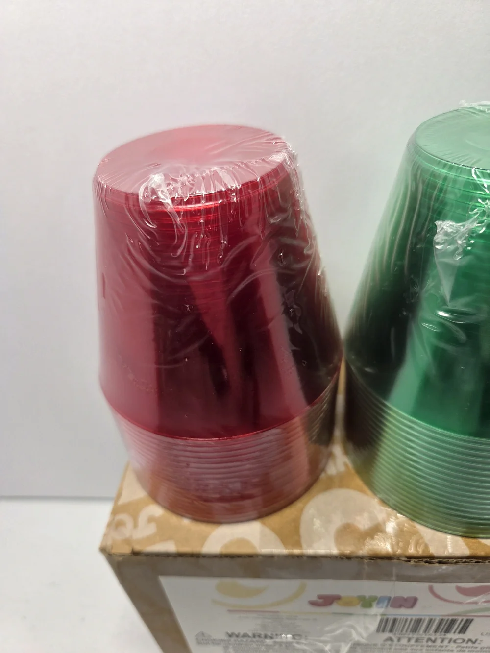 Metallic Red and Green Party Cups - 2-Pack